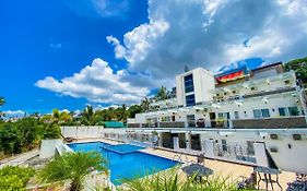 Tagaytay Hotel SixB